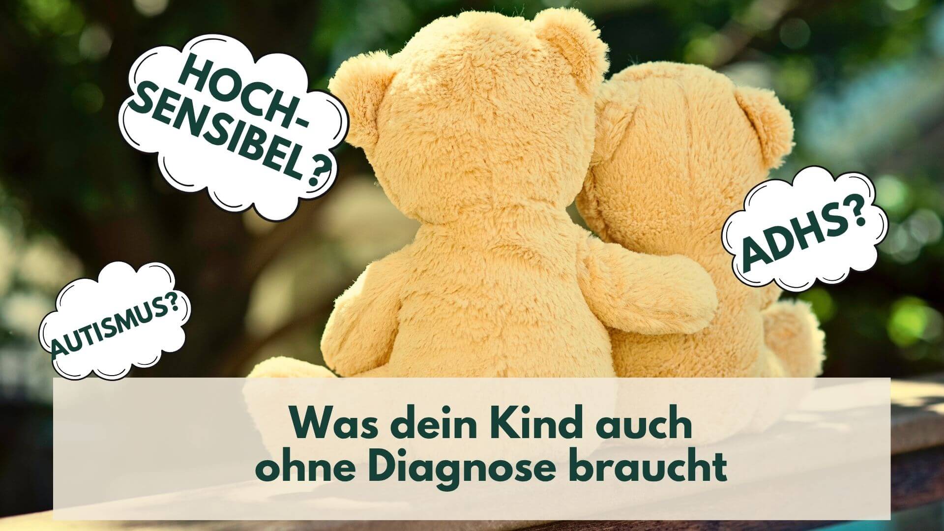 Zwei Teddybären, die sich im Arm halten